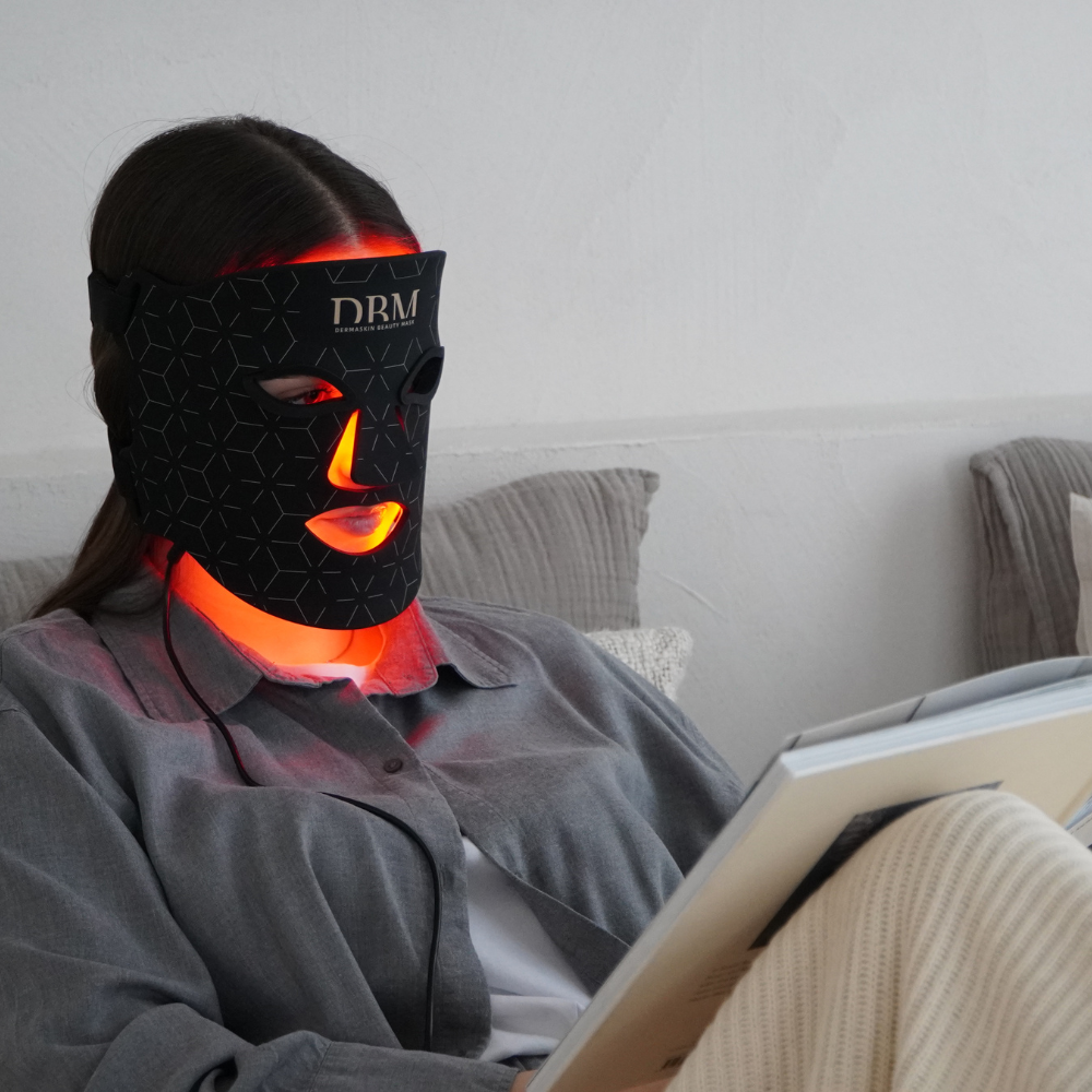 10 Minuten täglich für straffere, reinere und jugendlichere Haut – mit der Dermaskin LED-Maske