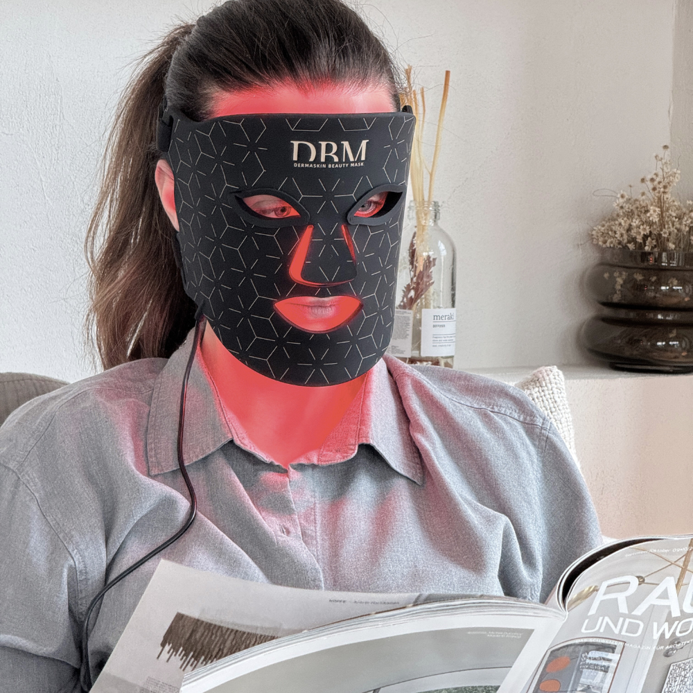 10 Minuten täglich für straffere, reinere und jugendlichere Haut – mit der Dermaskin LED-Maske
