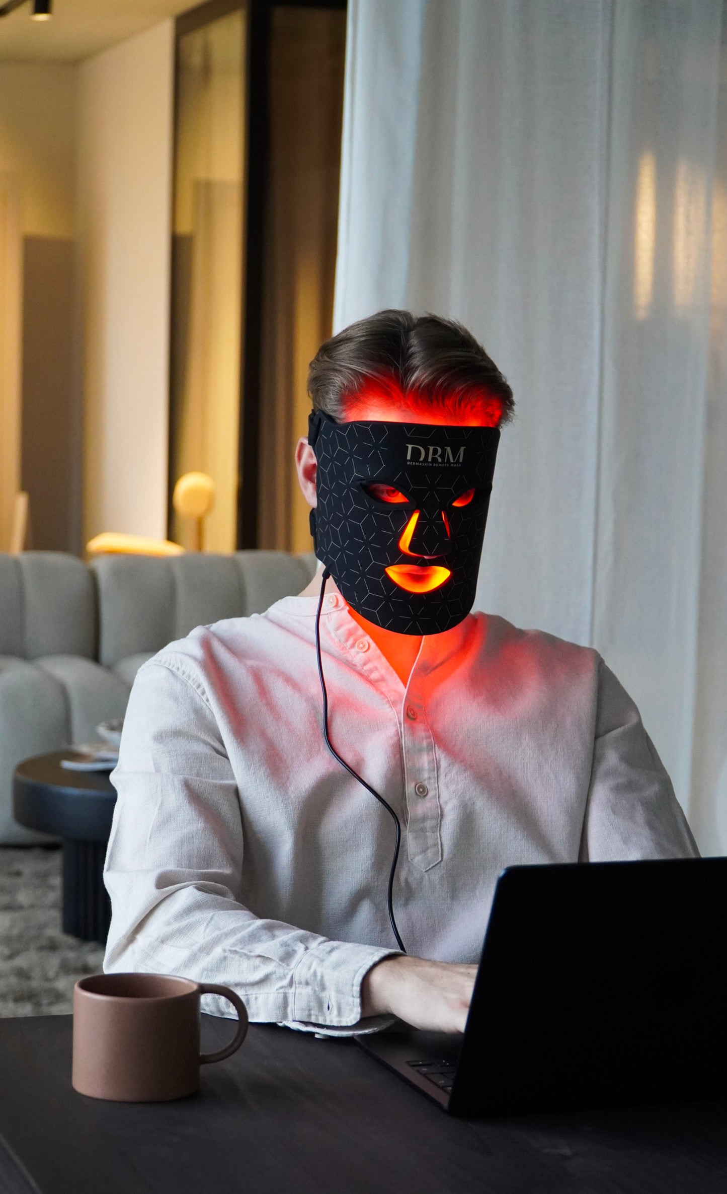 Lichttherapie Gesichtsmaske